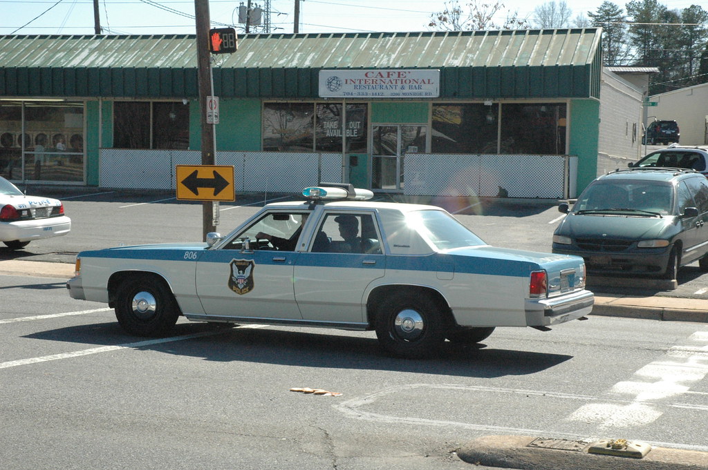 Old Charlotte NC Police Department Paint Scheme a photo on Flickriver