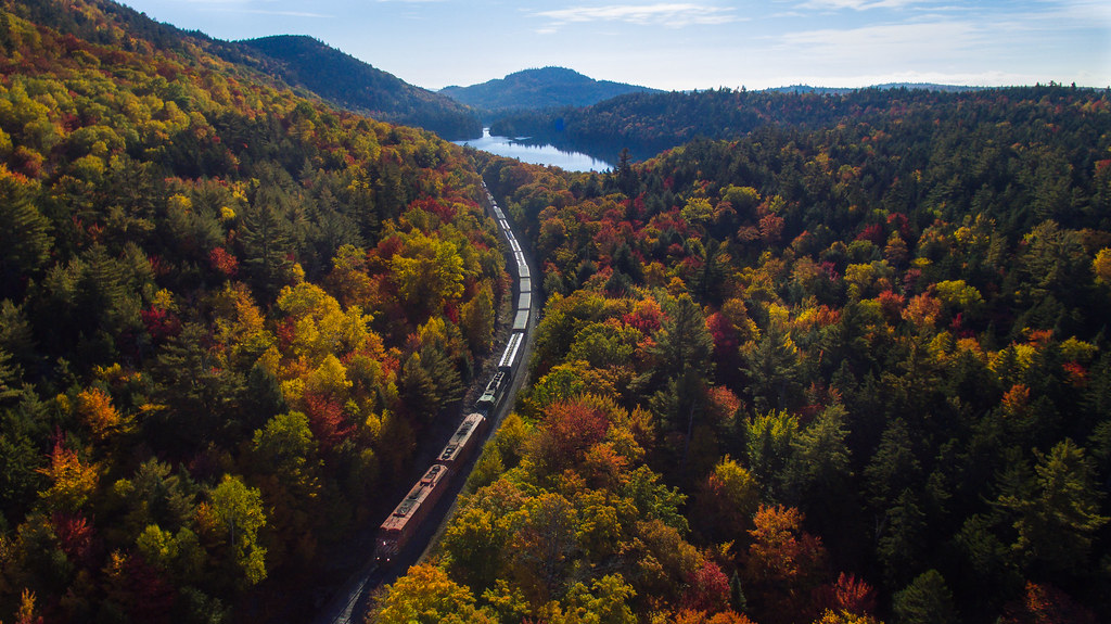 Backlit Barns at Bodfish The scenery around Onawa and Bodf… Flickr