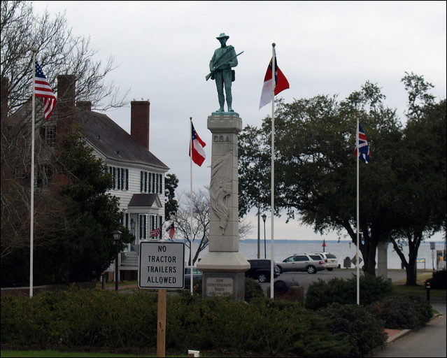 Confederate Monument a photo on Flickriver