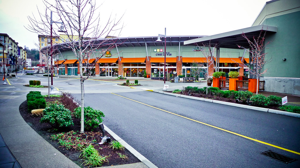 The Landing in Renton Last weekend, after helping someone … Flickr