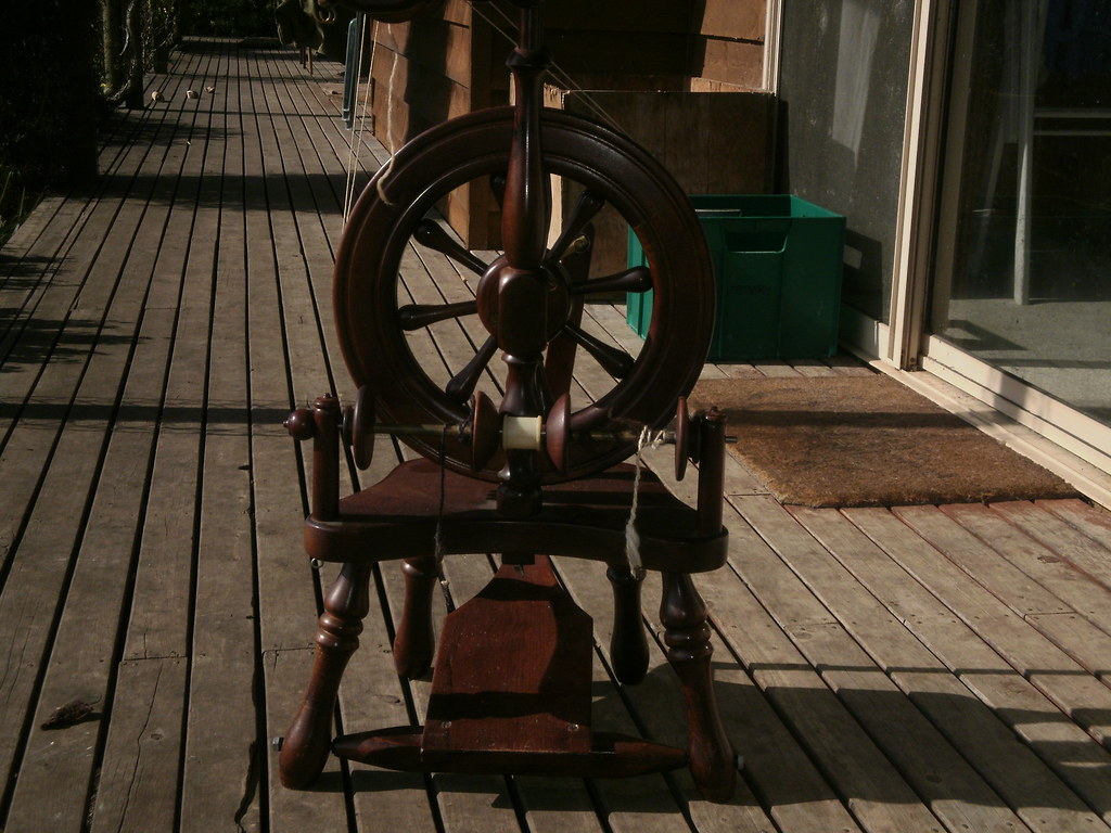 Tarra Wheel 8.10 Tarra upright spinning wheel, purchased a… Flickr