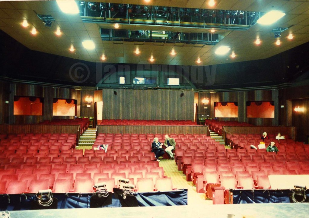 91WorthingConnaught3 Connaught Theatre Worthing note the… Flickr