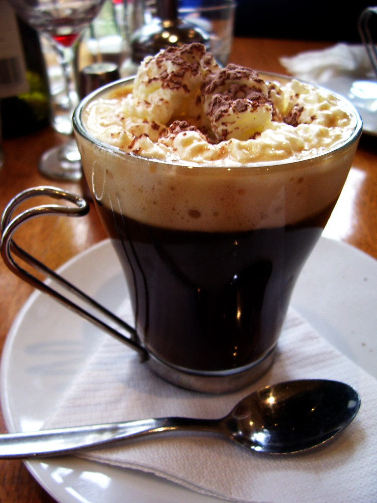 Vienna Coffee Now this is what a Vienna Coffee is supposed… Flickr