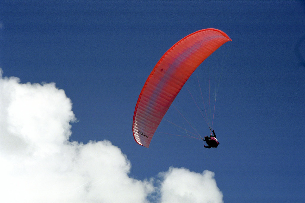 Paraglider Eirik Solheim Flickr