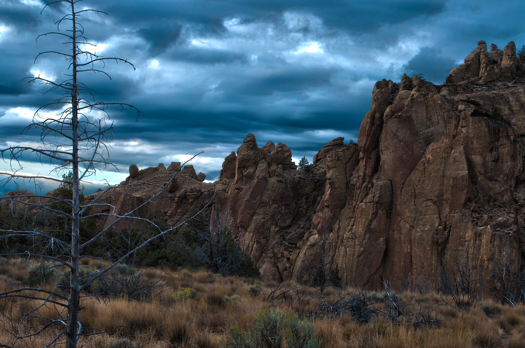 Smith Rock Smith Rock near Bend, Oregon Photo Tony Grover