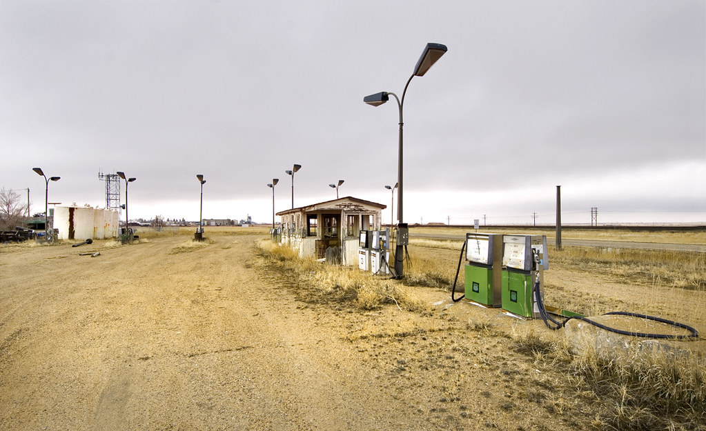 State Line Gas Station On the Lincoln Highway, straddling … Flickr