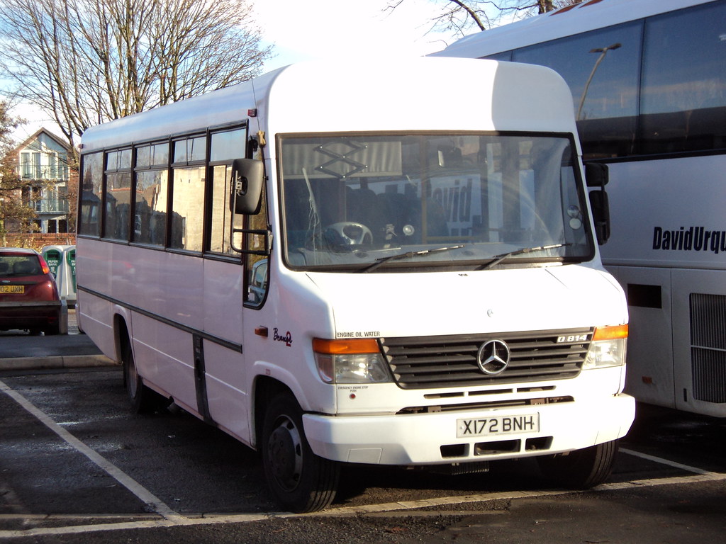 Wigan & District Council Transport X172BNH Seen here on th… Flickr