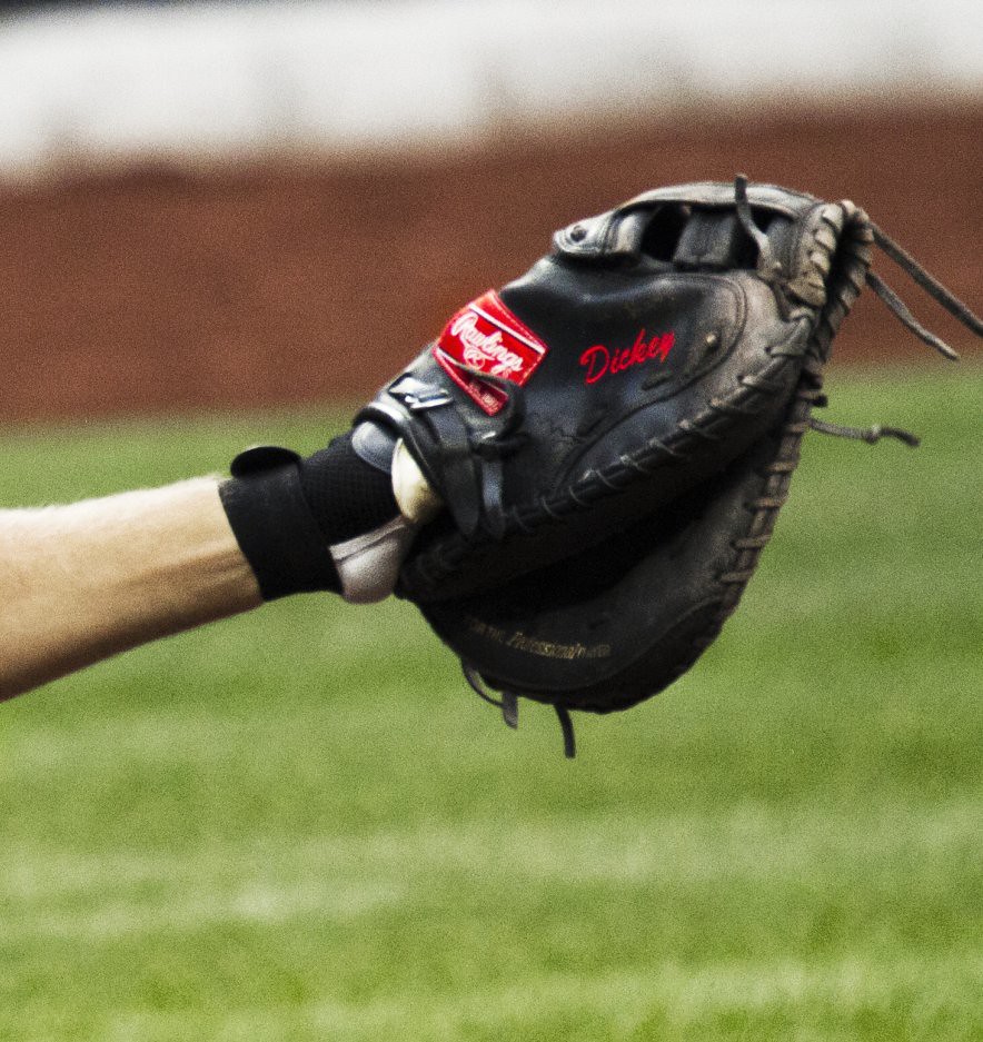 Josh Thole's catchers glove He uses a women's softball glo… Flickr