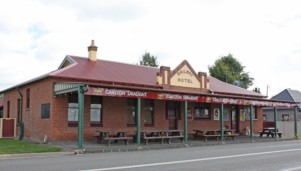 Railway Hotel, Spring Hill, NSW. 19 Spring Street, Spring … Flickr
