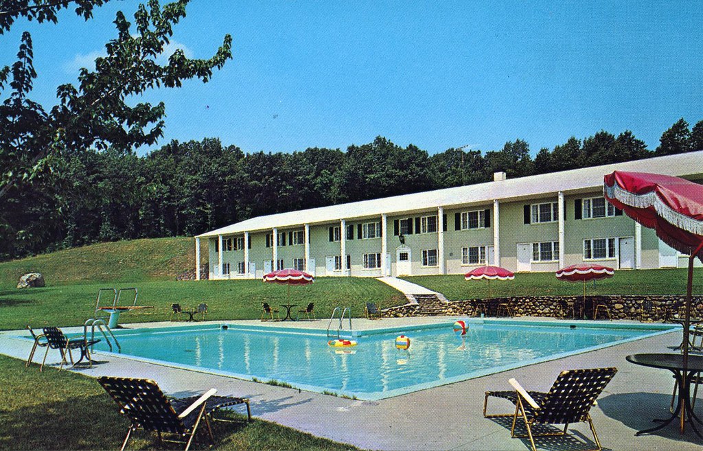 Yankee Drummer Inn and Motor House Auburn MA Route 12 at E… Flickr