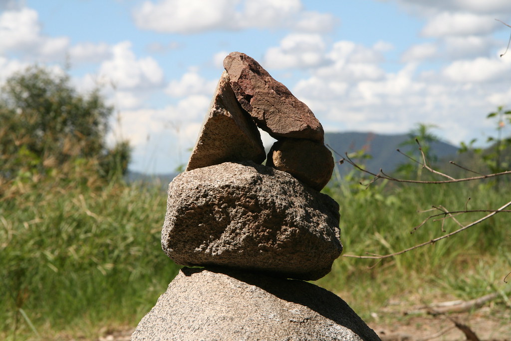 Rock Sculptures (4/8) Several months ago one or two simple… Flickr