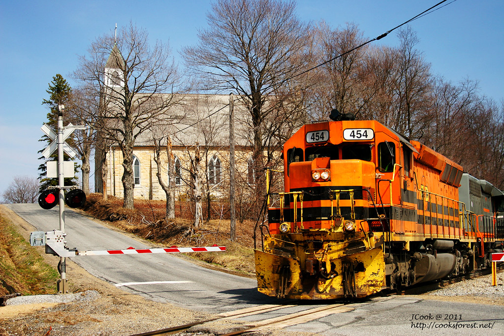 Buffalo & Pittsburgh Railroad The B&P RR Lead power 454 a… Flickr
