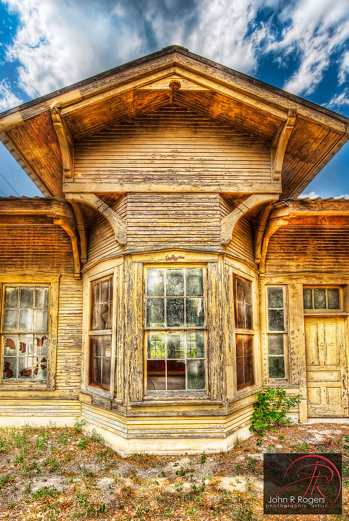 Waiting on the Train; Lometa TX As I stated in a previous … Flickr