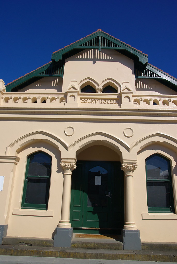 former Warrnambool Courthouse 1858 VHR H1674 a simple blue… Flickr