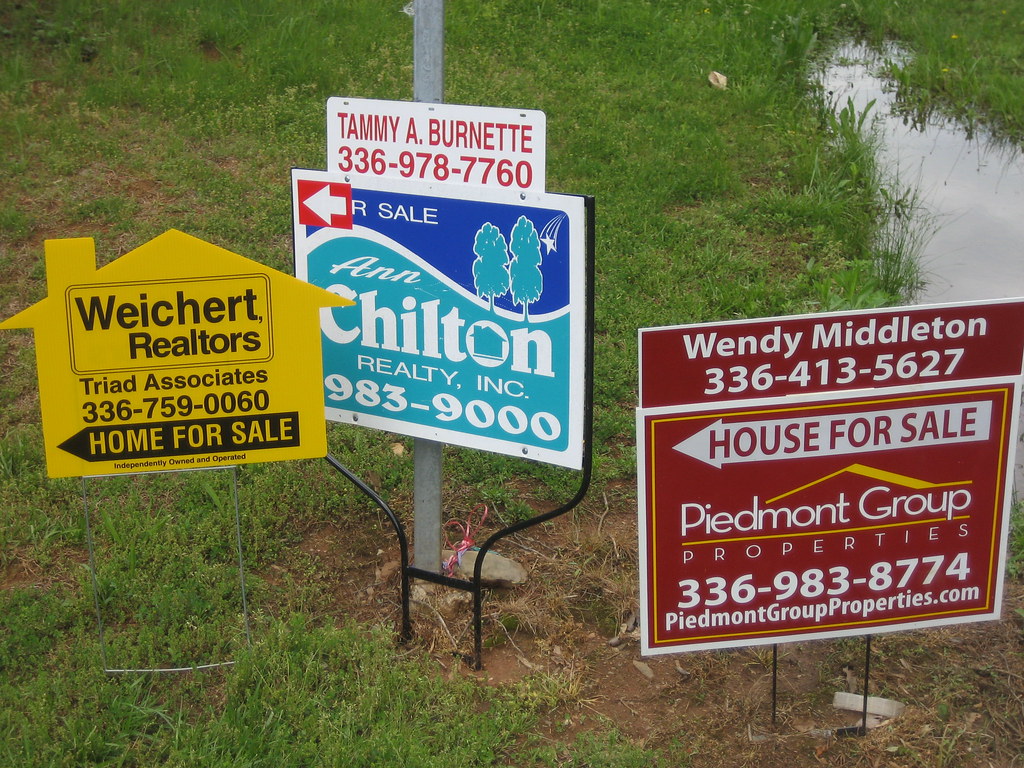 houses for sale sign Sell, Sell, Sell. Is there an excess … Flickr