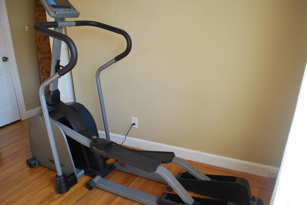 VISION FITNESS HRT X6200 ELLIPTICAL TRAINER The Vision Fit… Flickr