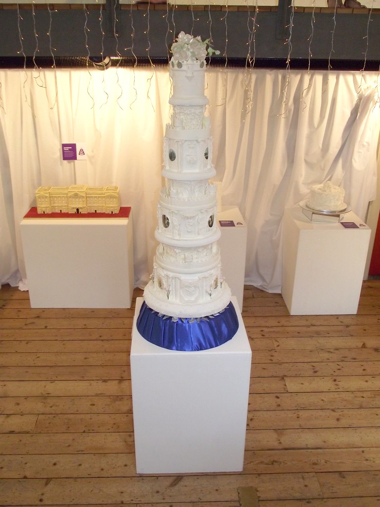 Wedding Cake Exhibition Royal cakes.London.23.4.11 Flickr