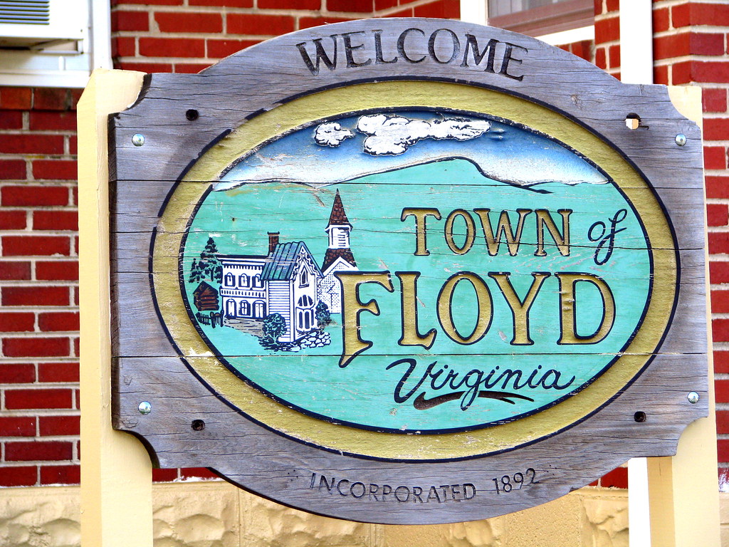 to Floyd, VA sign Brent Moore Flickr