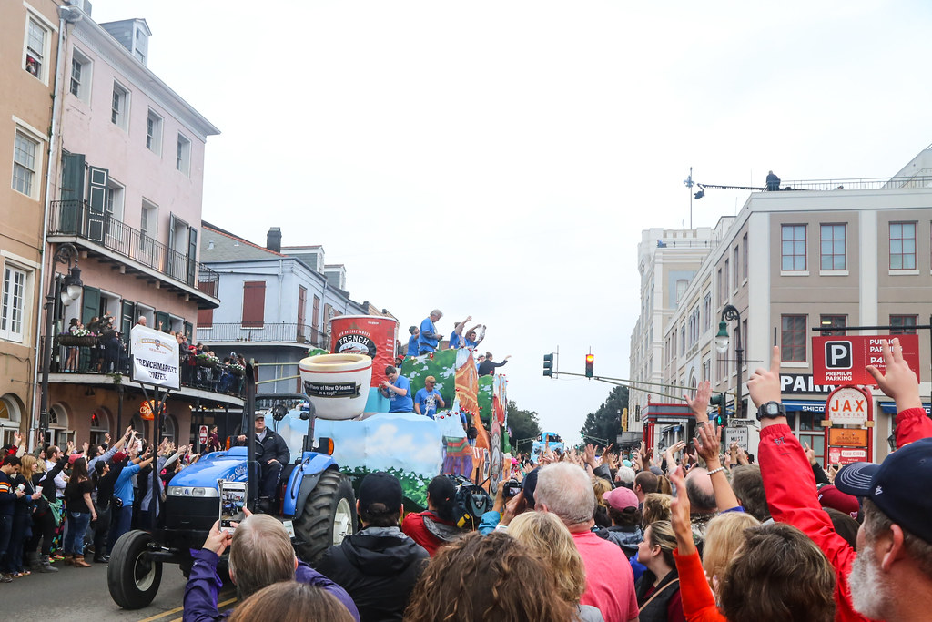 sugar_bowl_parade_12.31.2016_214 Lysha A Camera & A Cookbook Flickr