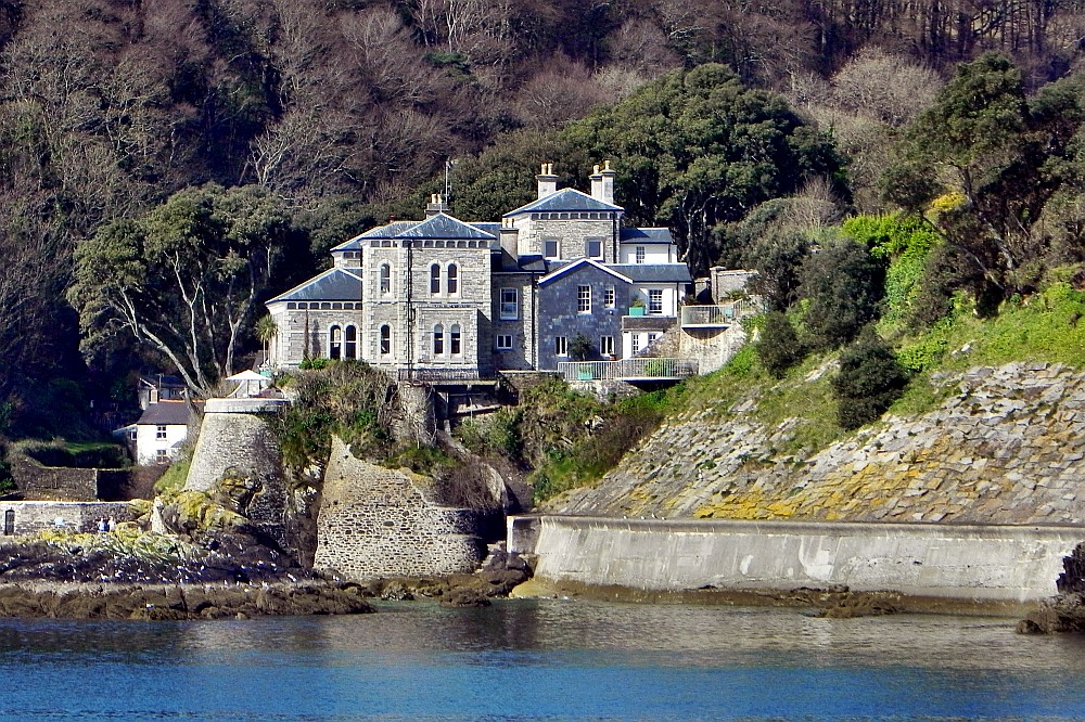 Point Neptune House. Nikon P100. DSCN7907 a photo on Flickriver