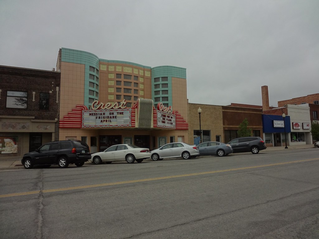 Crest Theater In Great Bend, Kansas Paul Sableman Flickr