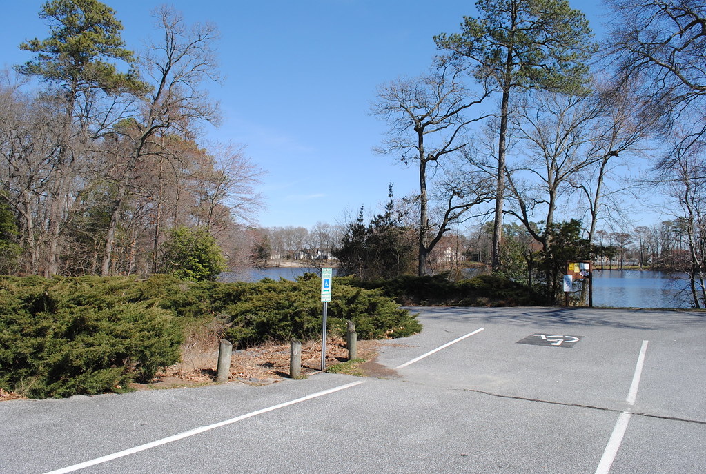 Chipman Pond, Laurel, DE Boat ramp. Lee Cannon Flickr