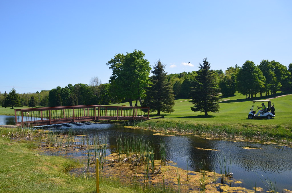 Duntroon Highlands Golf Club, Collingwood, Canada, May 201… Flickr