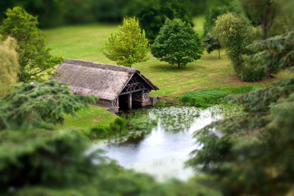 boat house The Victorian Boathouse in the grounds of Warwi… Flickr