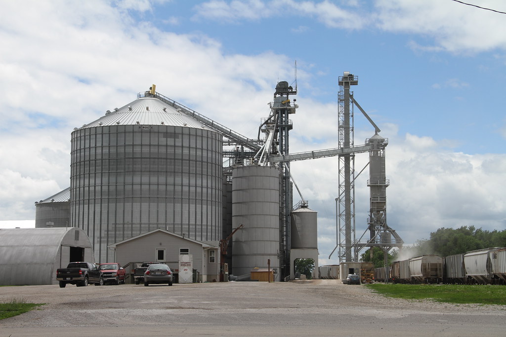 Sidney IL, Grain Elevator, Sidney Illinois, Champaign Coun… Flickr