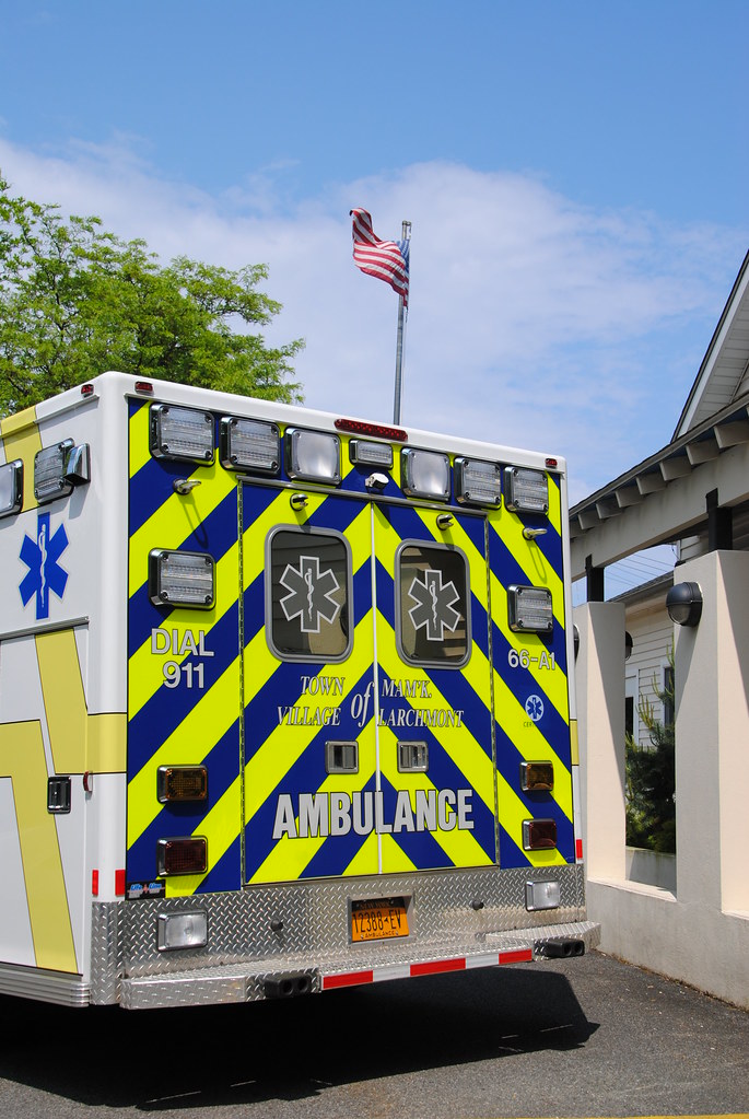 Larchmont Volunteer Ambulance Corps (LVAC) 2013 Ford/Lifel… Flickr