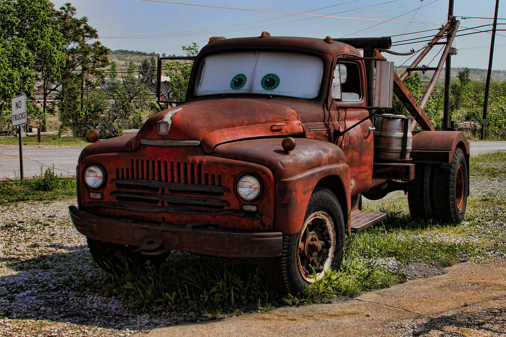 Tow mater The 1951 International Harvester L170 SERIES boo… Flickr