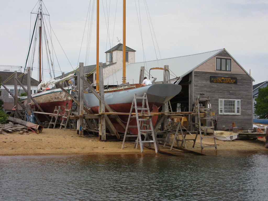 IMG_2610 Gannon & Benjamin Marine Railway, Vineyard Haven … Flickr