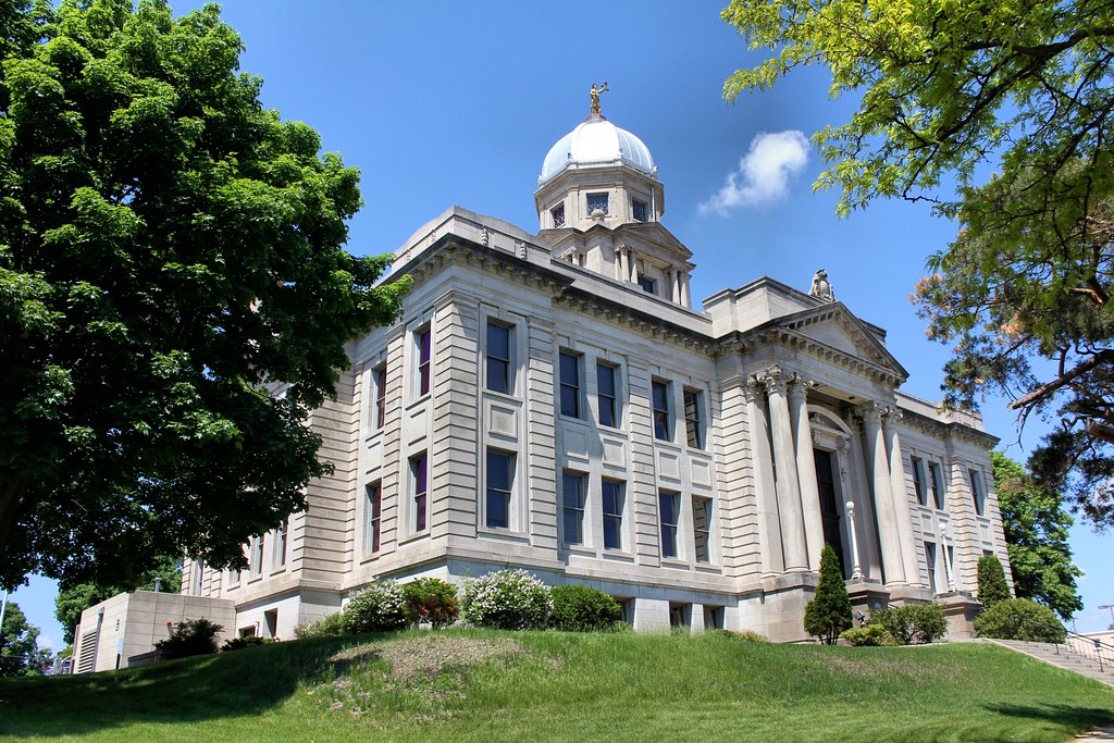 Jackson County Courthouse Jackson, MN Tom McLaughlin Flickr