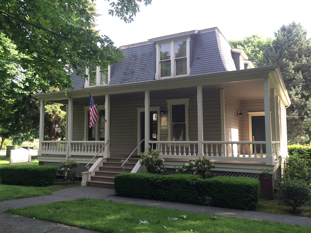Historic homes Officers' Row Fort Vancouver, WA Flickr