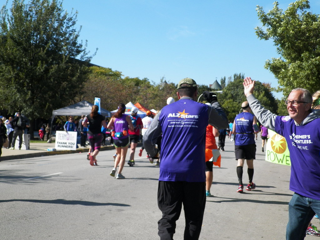 Chicago Marathon Charity Mile Volunteers Flickr
