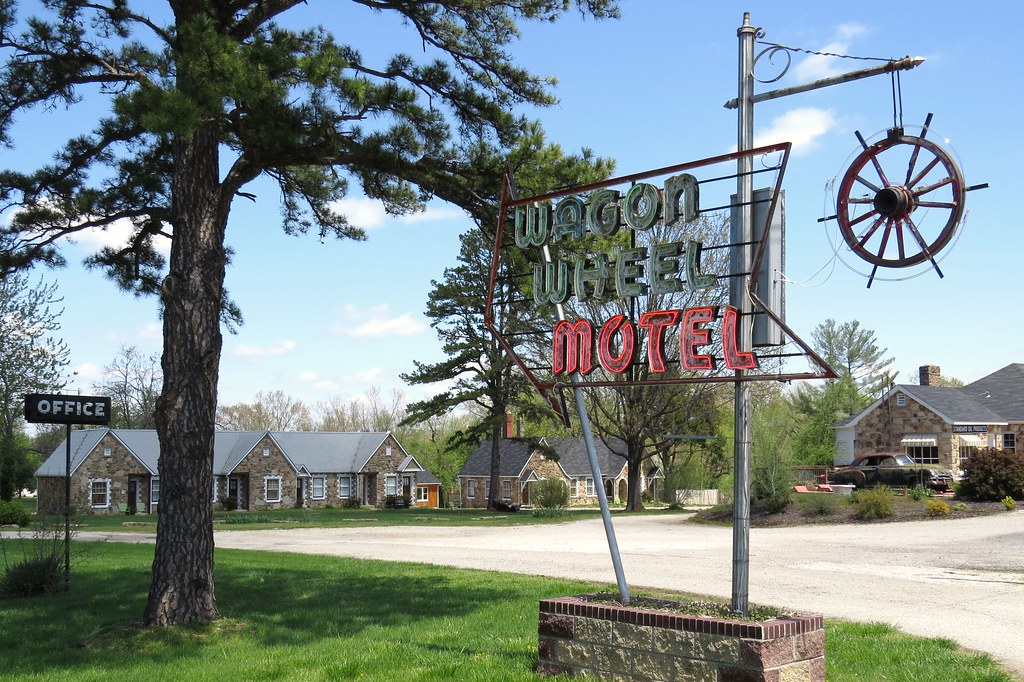 Wagon Wheel Motel The famous motel has been operating sinc… Flickr