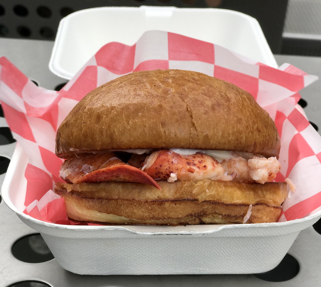 A lobster roll from the Happy Lobster Truck in Chicago. Flickr