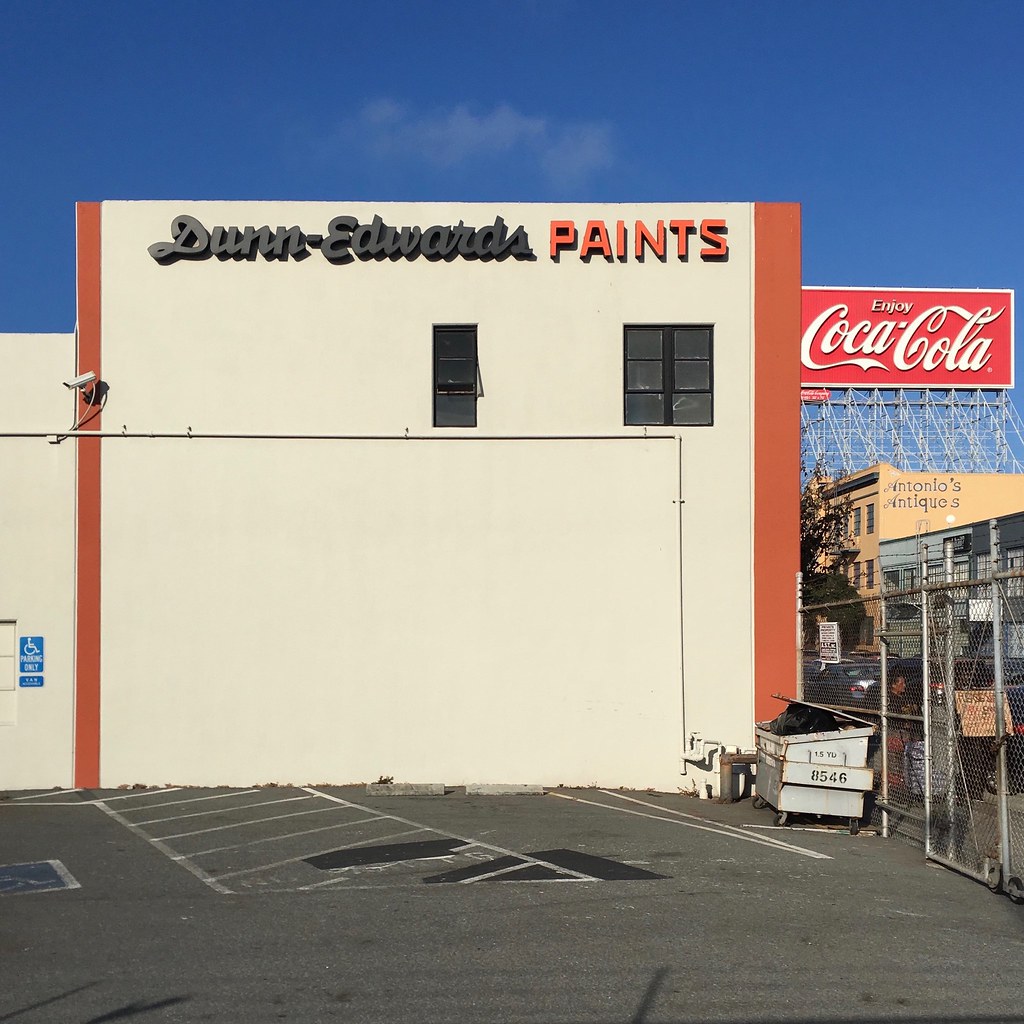 DunnEdwards PAINTS Antonio’s Antiques Frank Grießhammer Flickr