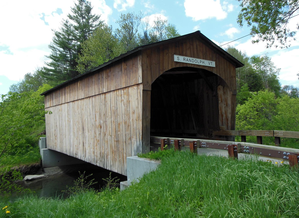 VT Kingsbury Covered Bridge Built 1904 Rebuilt 2009 over 2… Flickr