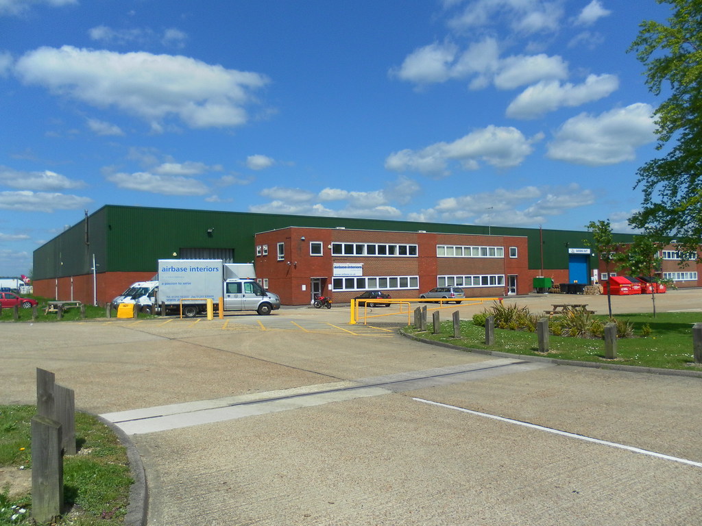 Gatwick Gate Industrial Estate, Charlwood Road, Lowfield H… Flickr