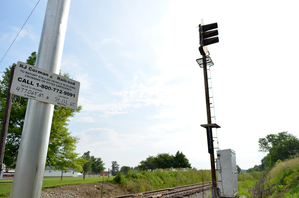 RJ Corman crossing MP 132 This is next door to St. Joe chu… Flickr