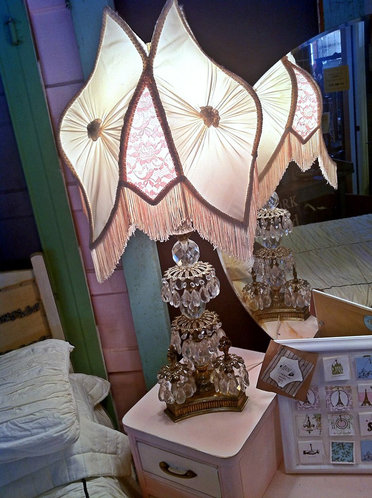 Antique lamp Vintage Hardware, Astoria OR Eli & AnneMarie Flickr