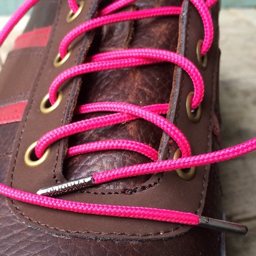 Pink laces with footjoy casual golf shoes. golfshoes sh… Flickr
