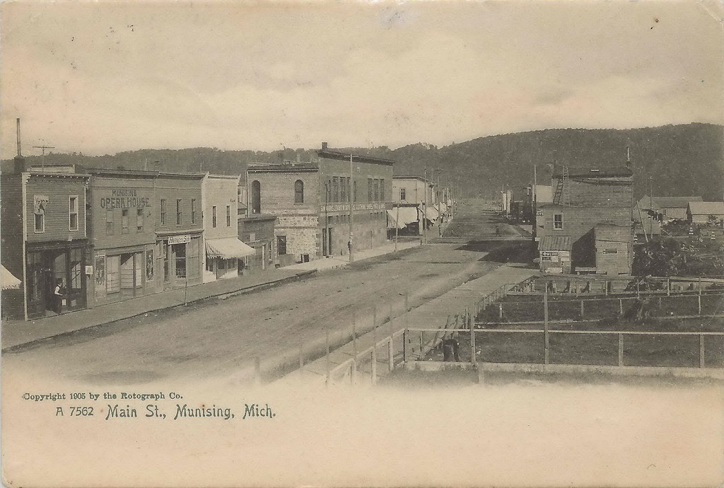 UP Munising MI 1905 Downtown Stores & Businesses Town Esta… Flickr
