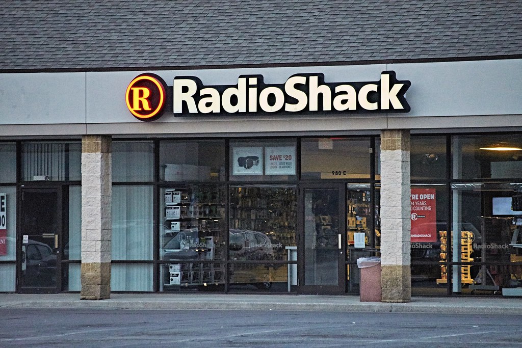 RadioShack Lorain, Ohio a photo on Flickriver