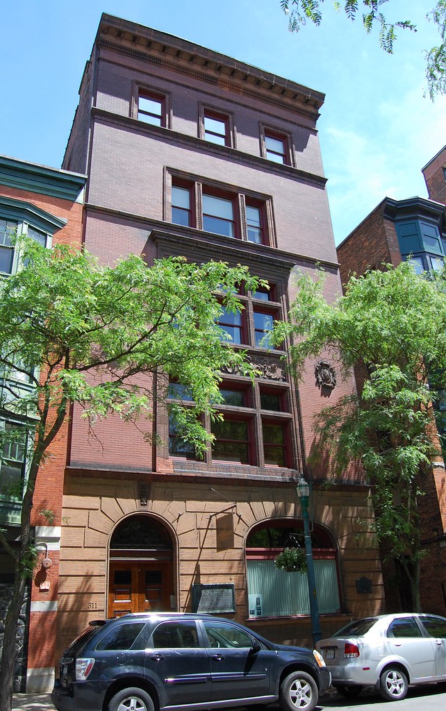 Montgomery Street Syracuse This building was erected in … Flickr