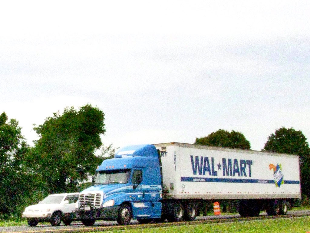 Marten Cascadia with Walmart trailer tnsamiam Flickr