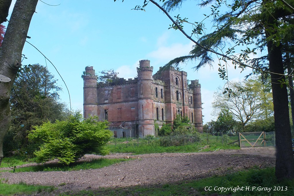 Gelston Castle 2 Hugh Gray Flickr