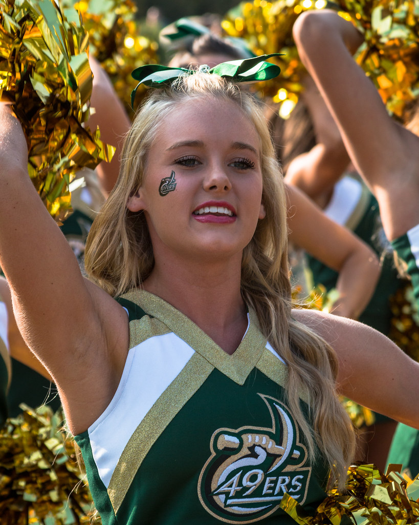Cheerleader August 31, 2013 UNC Charlotte football fans … Flickr