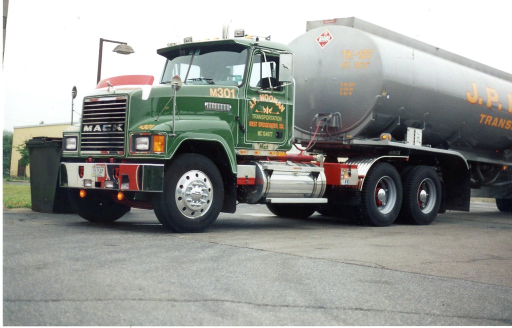 DKP024 J.P. Noonan Mack CH lmu1949 Flickr